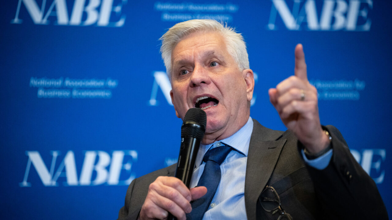 Below zero: Fed governor wouldn’t be surprised at negative job growth number | Fortune