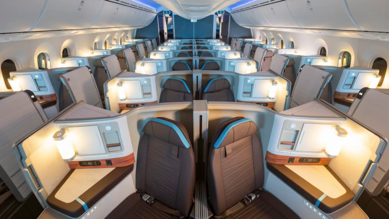 How to reach Atmos Rewards elite status with the Atmos Summit Visa