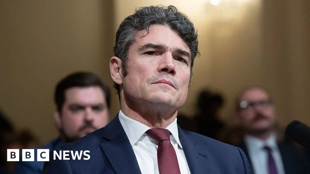 FBI Investigates Ex-Trump Counter-Terror Chief Joe Kent Over Alleged Leaks Amidst Iran War Controversy