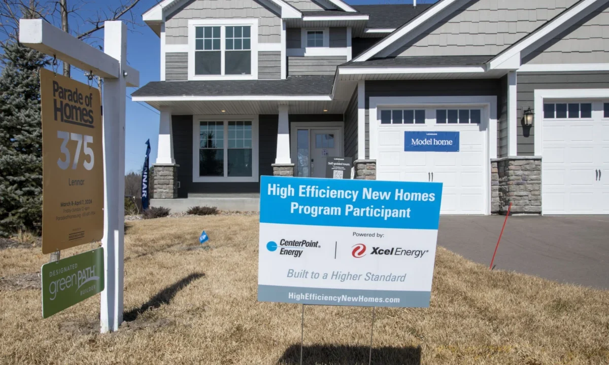 New Home Sales Plummet to Lowest Levels Since 2022 as High Mortgage Rates and Growing Inventory Reshape the U.S. Housing Market.]