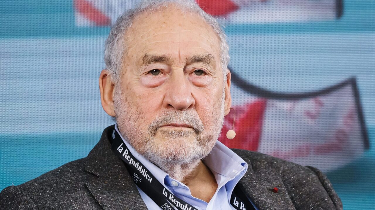Nobel laureate Joe Stiglitz says not only can AI take your job, it’ll make the ‘tech bro’ class richer while doing so | Fortune