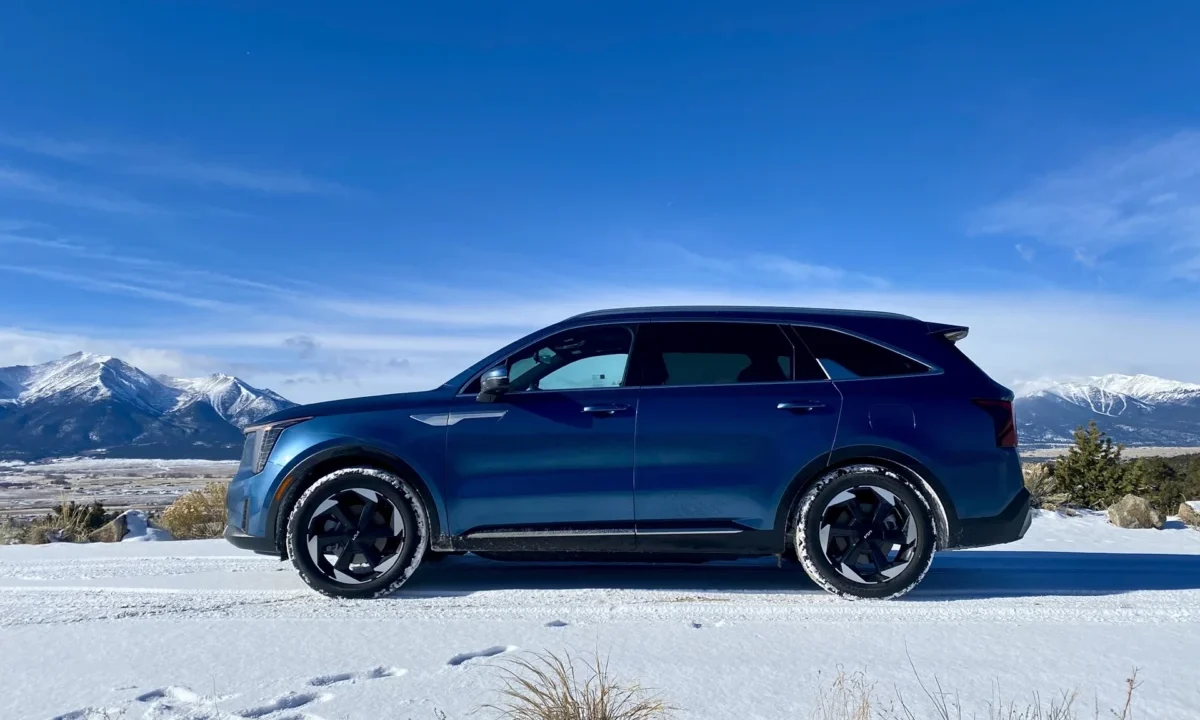 2025 Kia Sorento Hybrid: Conquering Altitude, Family Adventures, and the Call for Hydration