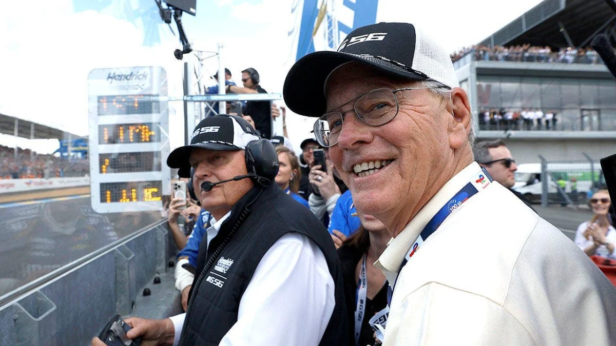 End of an Era: Jim France Steps Down as NASCAR CEO, Paving the Way for New Leadership