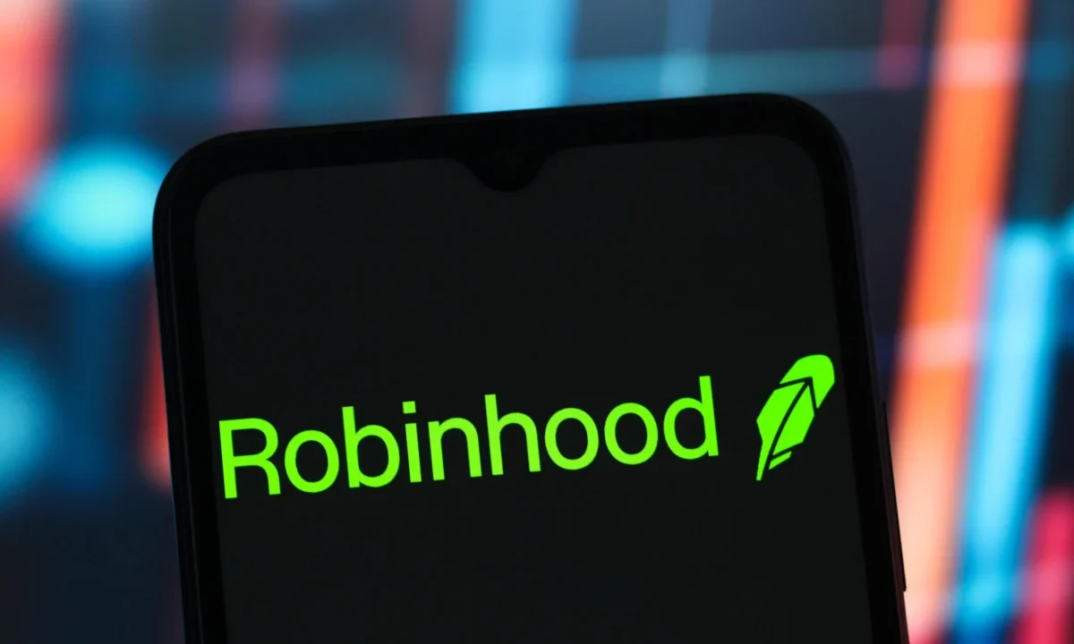 Robinhood Soars Past Q2 Expectations on Prediction Market Boom, Gold Subscriptions.