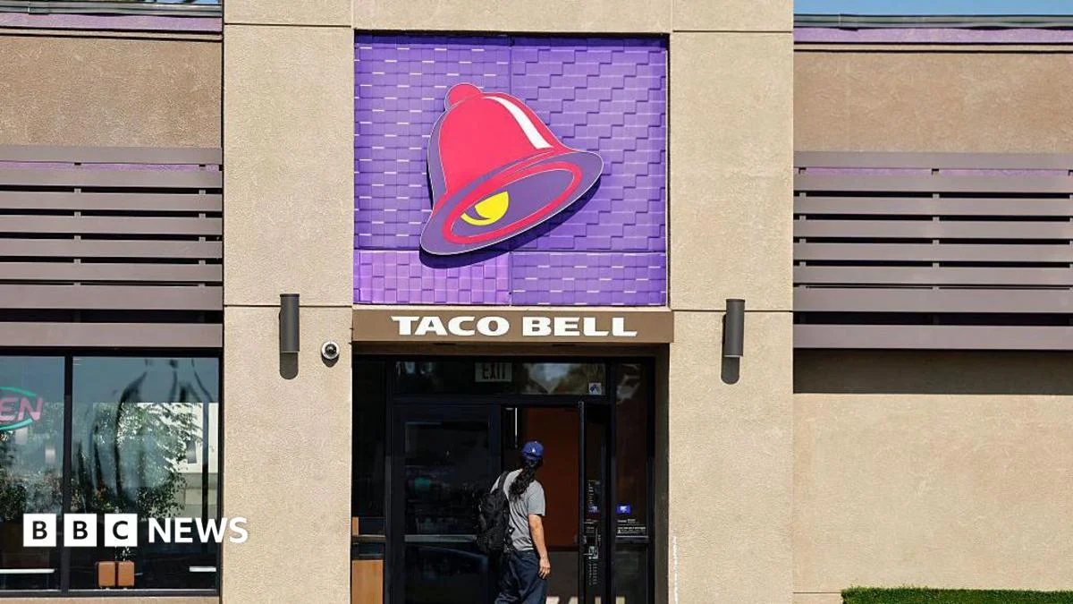Taco Bell Removes Lettuce From Menus in Select States Amid Cyclosporiasis Outbreak