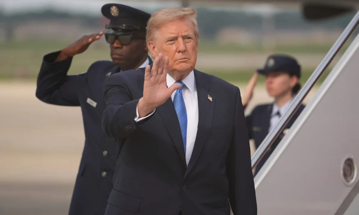 Amid high gas prices and shrinking crude stockpile, Trump says U.S. to take control of 65 billion barrels of Venezuelan oil reserves | Fortune