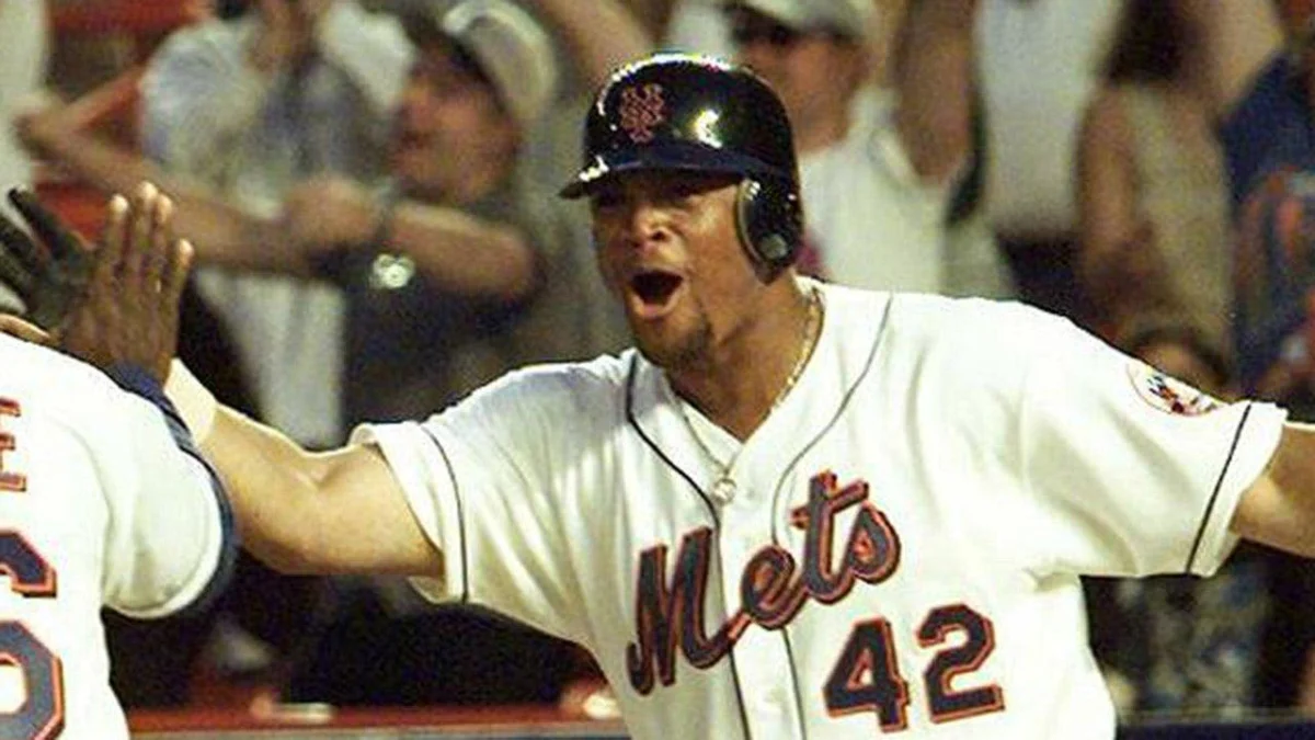 Butch Huskey, One of the Last to Wear Jackie Robinson’s No. 42, Dies at 54