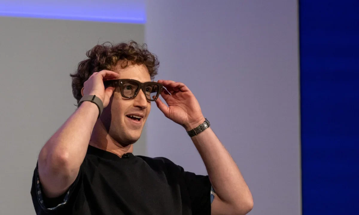 People are going to extreme lengths to stop themselves from being filmed through Meta’s ‘pervert glasses’ | Fortune