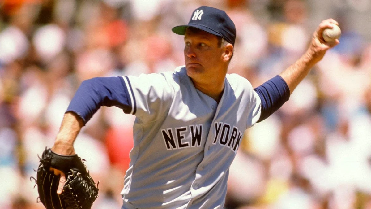 Tommy John Says Farewell During Yankees Old-Timers’ Day Amid Health Battle