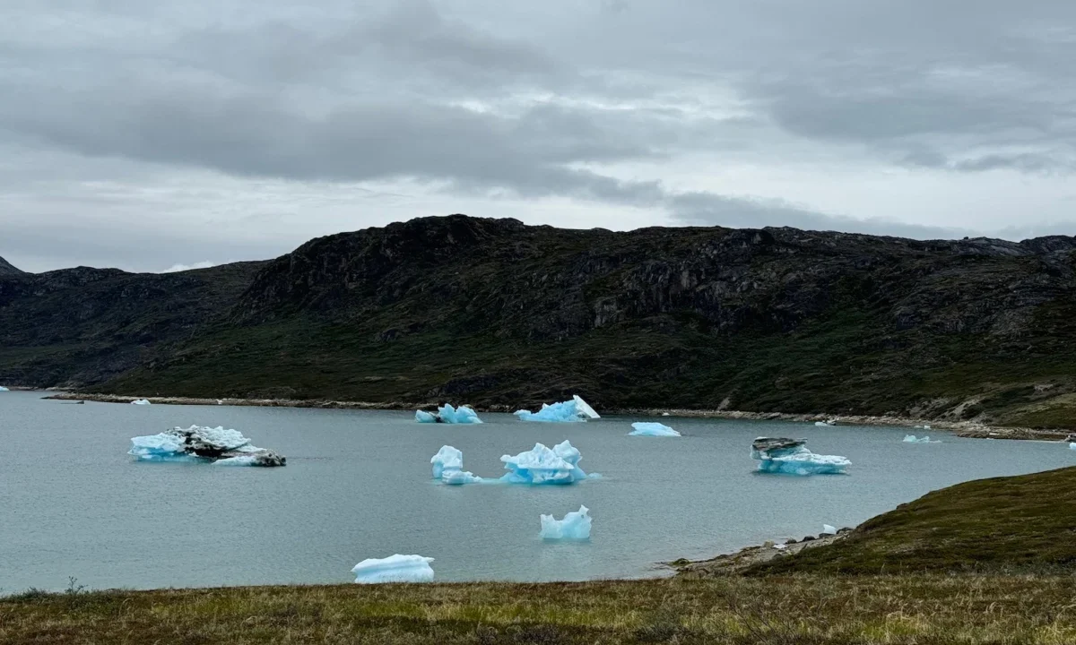 United’s epic Greenland flight (and others) coming back in 2027; luxe new domestic plane delayed