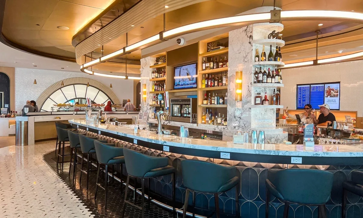 Delta SkyMiles Platinum Business card review: Valuable Delta perks without lounge access