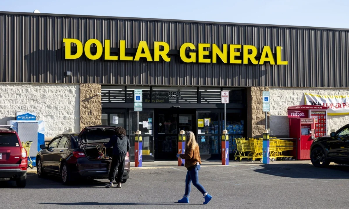 Dollar General CEO says consumers making $100,000 a year don’t feel like high-income shoppers anymore as high gas prices and inflation reshape habits | Fortune