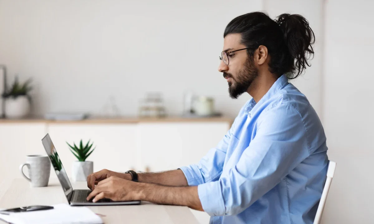 Ink Business Unlimited vs. Capital One Spark Cash Select: Which No-Annual-Fee Business Card Is Best?