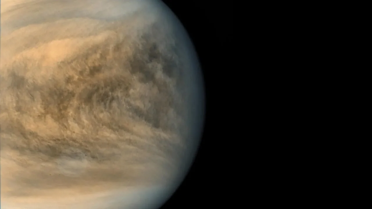 Venus’s Enigmatic Ultraviolet Absorber Quantified: New Study Narrows Down Search for Cloud Mystery