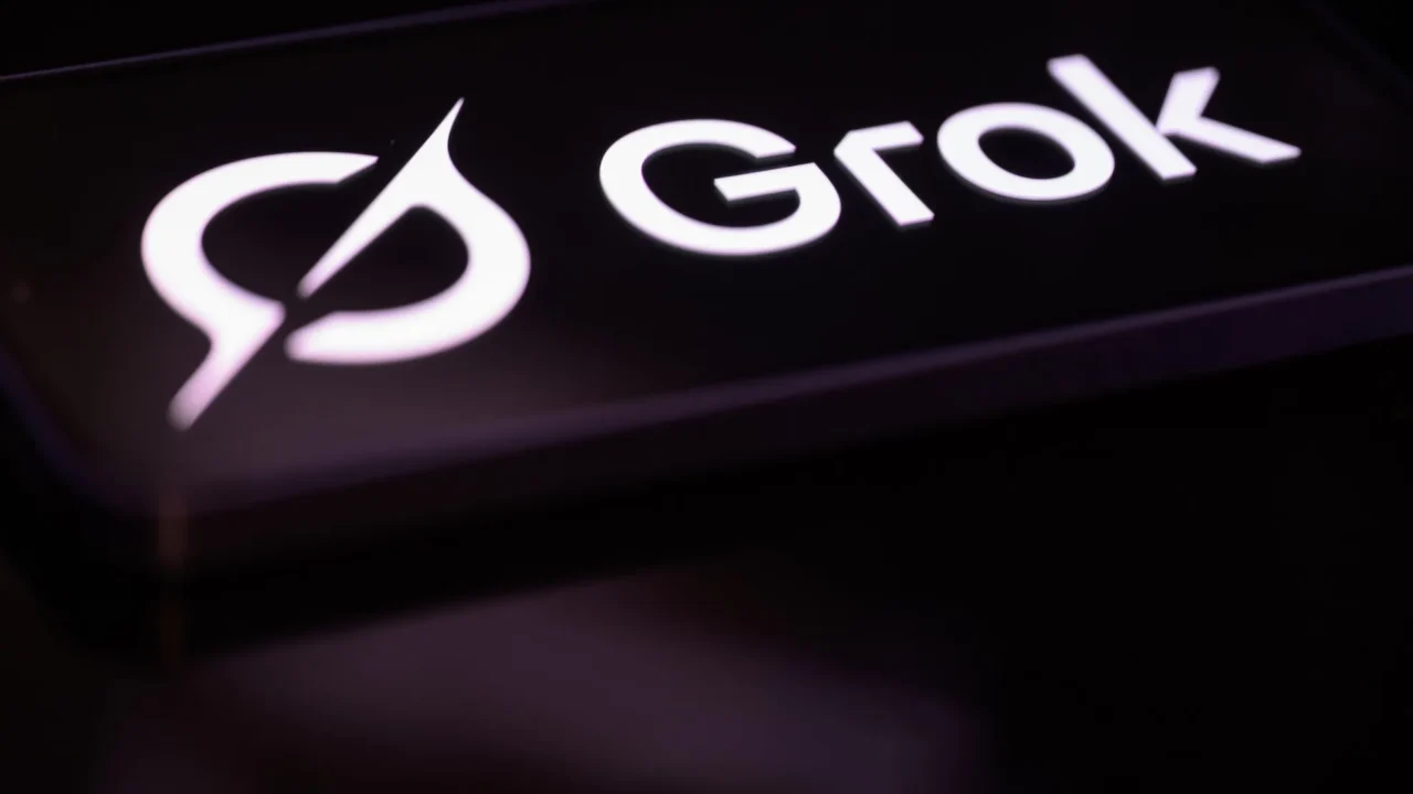 Grok’s "Odyssey" Arrives: A Seven-Minute Prelude to an AI-Generated Epic, Diverging Sharply from Nolan’s Critically Acclaimed Blockbuster